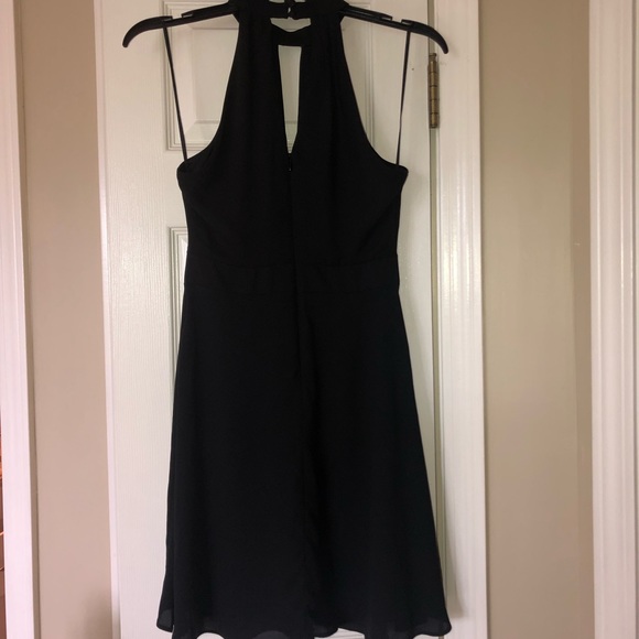 Express Dress - Picture 2 of 3